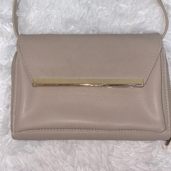 NWOT Madison West Crossbody- Wallet - Picture 3 of 7